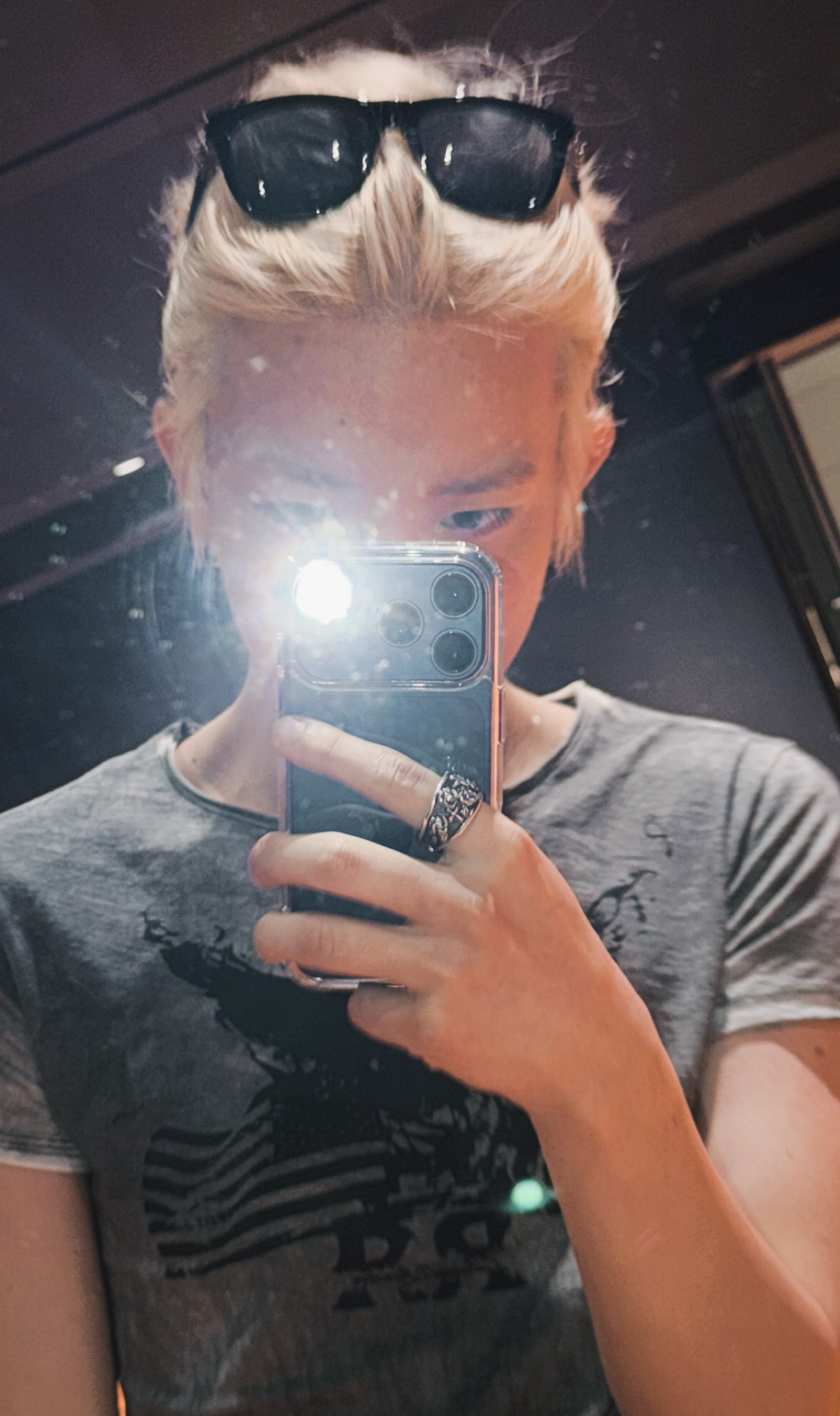Behind-the-scenes cut of Evan