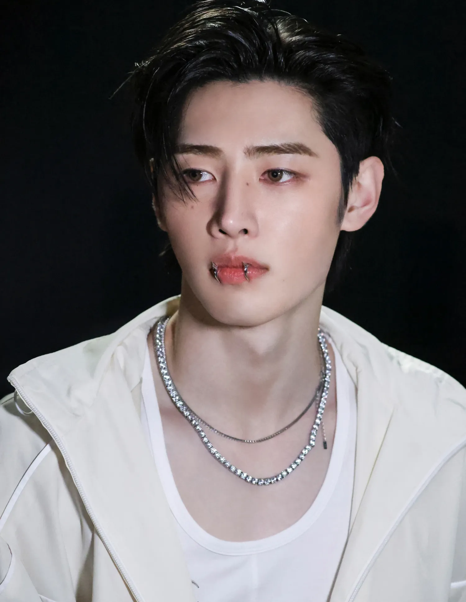 Foto terbaru Sunghoon (ENHYPEN)