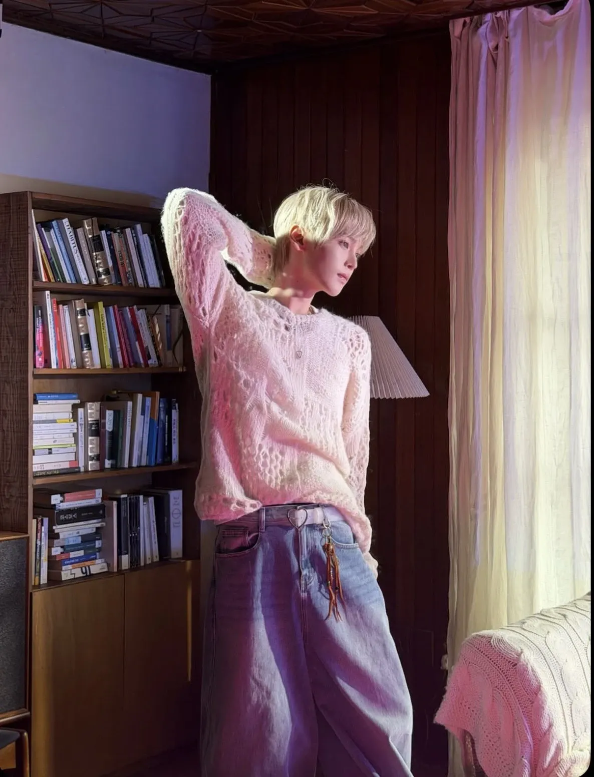 A moment captured by Jang Haneum's fan