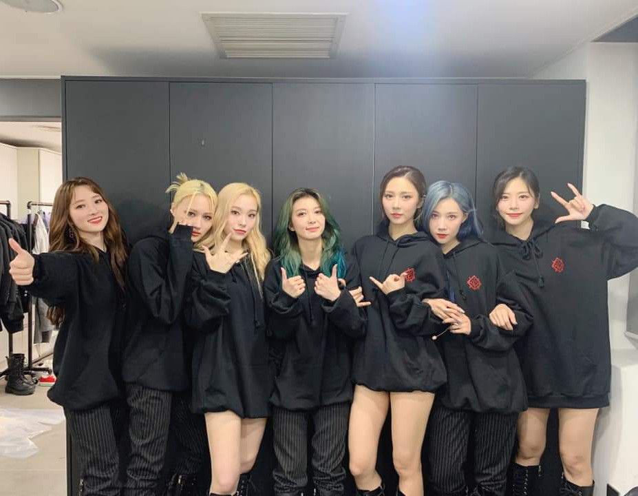 Today's hottest K-pop community feed