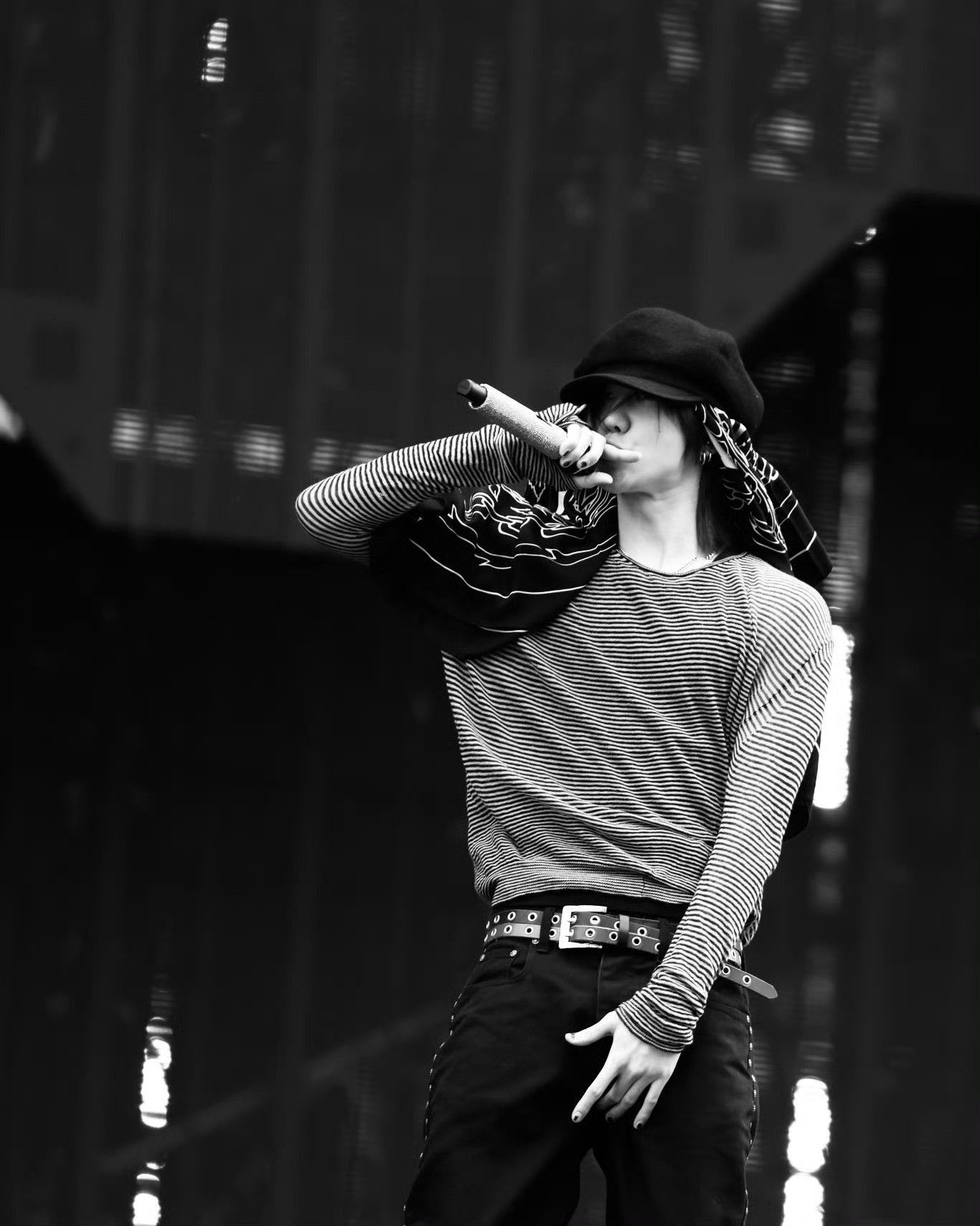 Behind-the-scenes cut of The 8 (SEVENTEEN)