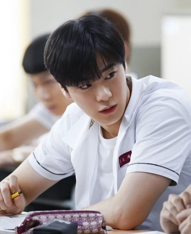 A moment captured by Moonbin (ASTRO)'s fan
