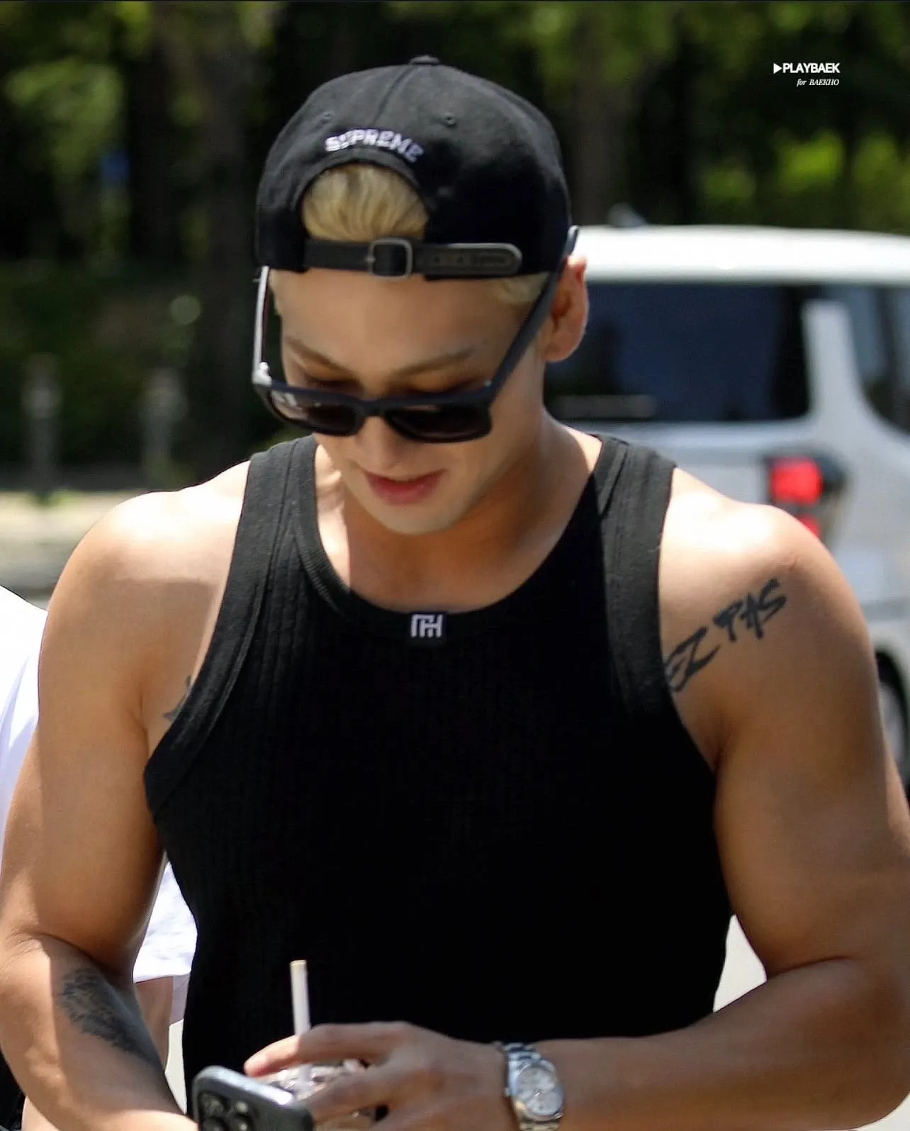 Momen yang diabadikan oleh penggemar Baekho