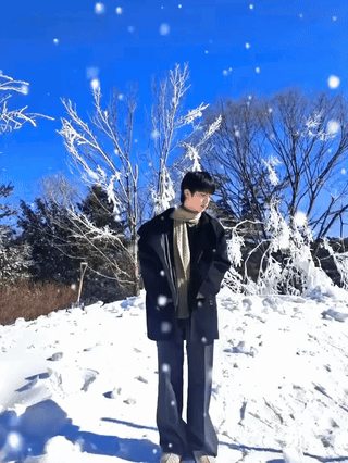 진 (방탄소년단) 최근 활동샷