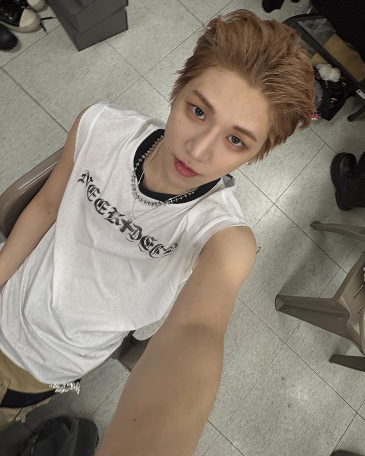 Behind-the-scenes cut of Riwoo (BOYNEXTDOOR)