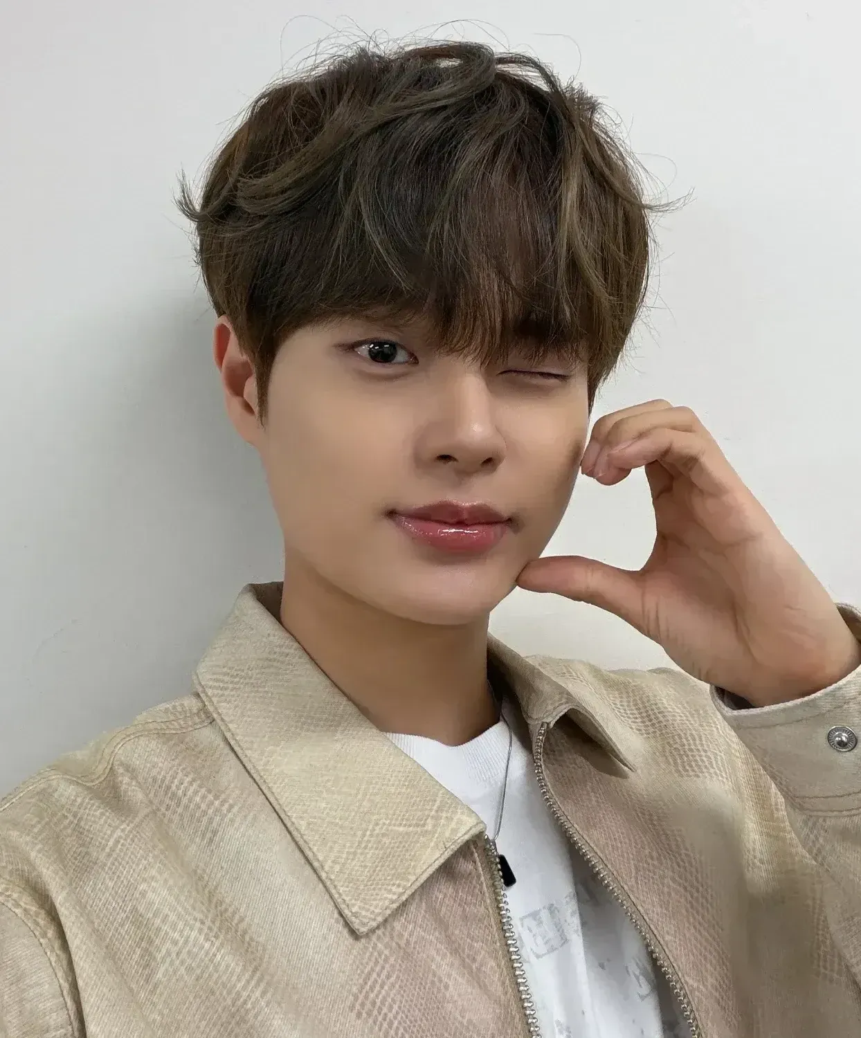 Recent activity shot of Lee Daehwi (AB6IX)