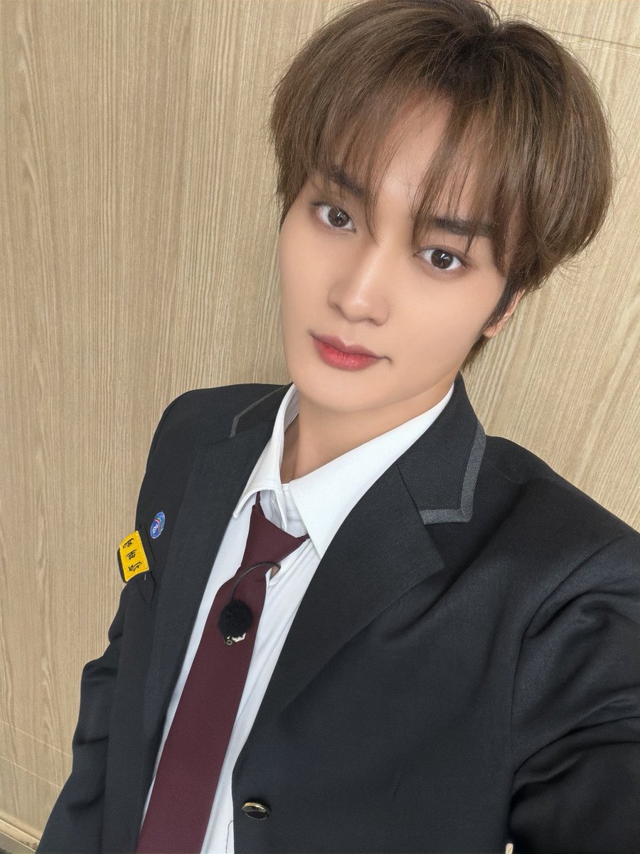 Latest photo of CRAVITY