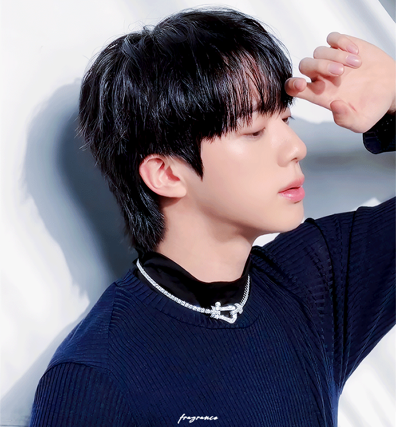 Foto aktivitas terbaru Jin (BTS)