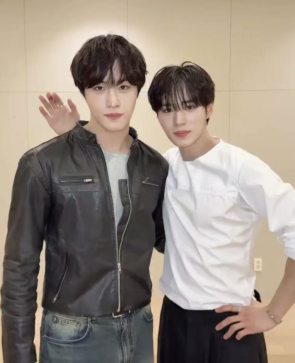 A moment captured by Kim Junseo (ALPHA DRIVE ONE)'s fan