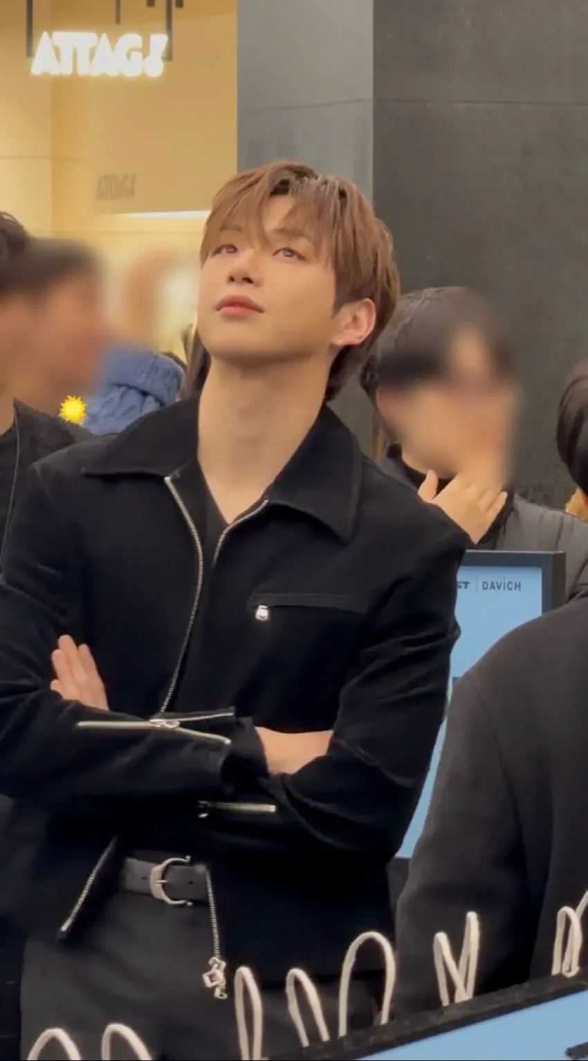 Today's most popular wallpaper in the Kang Daniel community