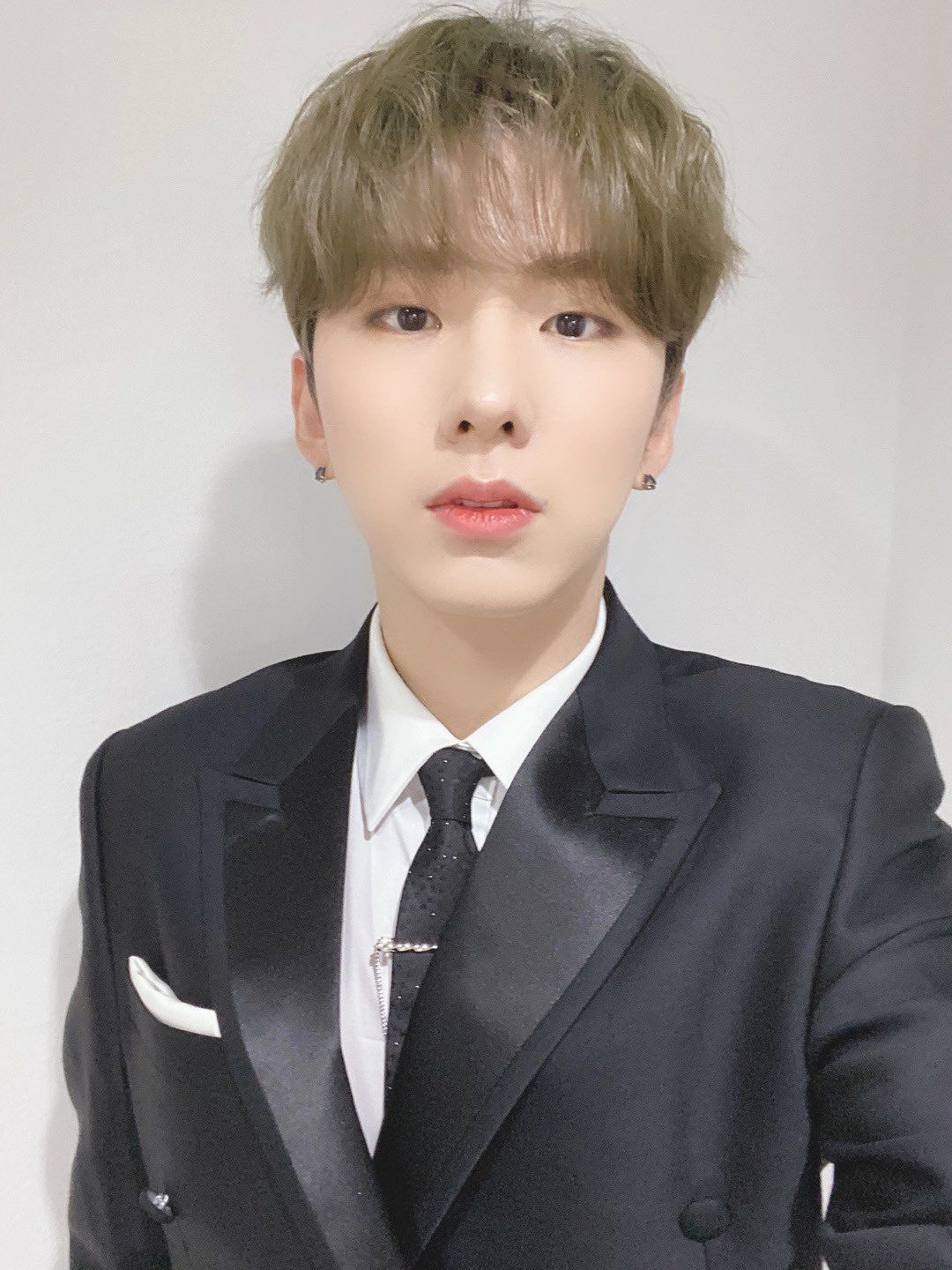 A moment captured by Kihyun (MONSTA X)'s fan