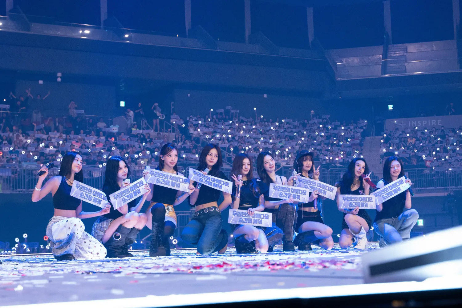 TWICE的最新照片