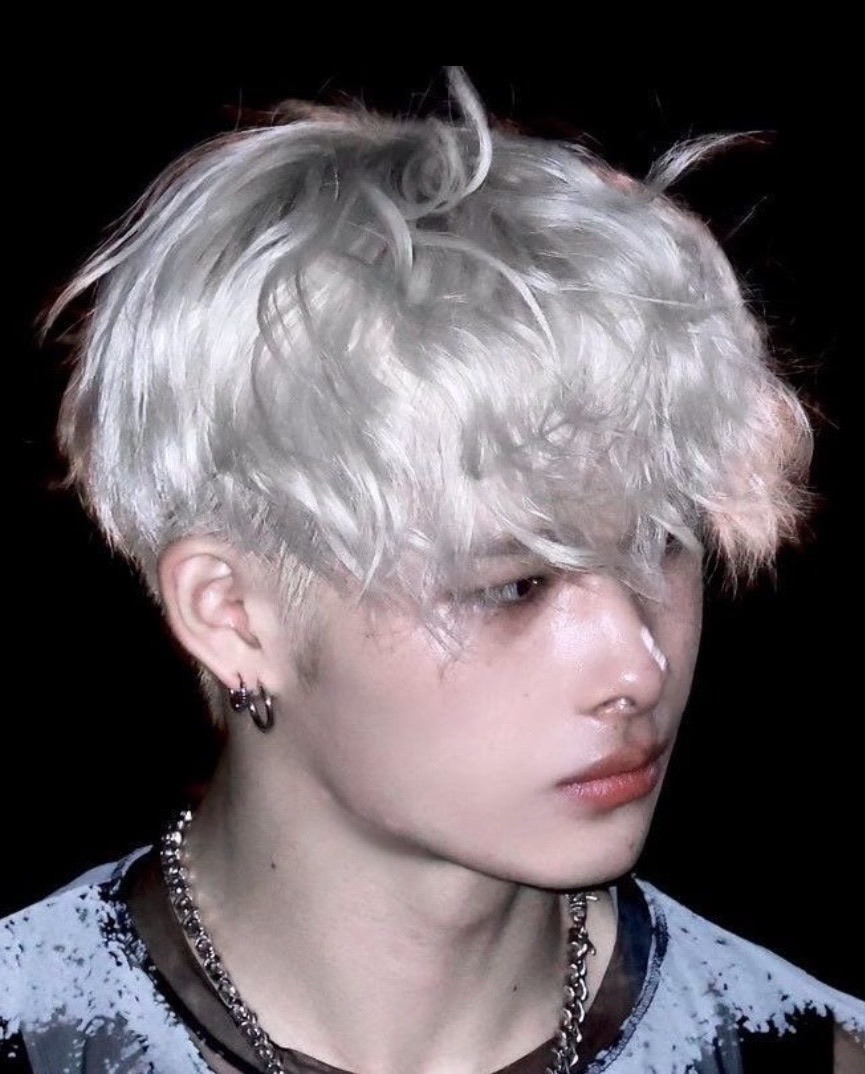 Latest photo of NI-KI (ENHYPEN)