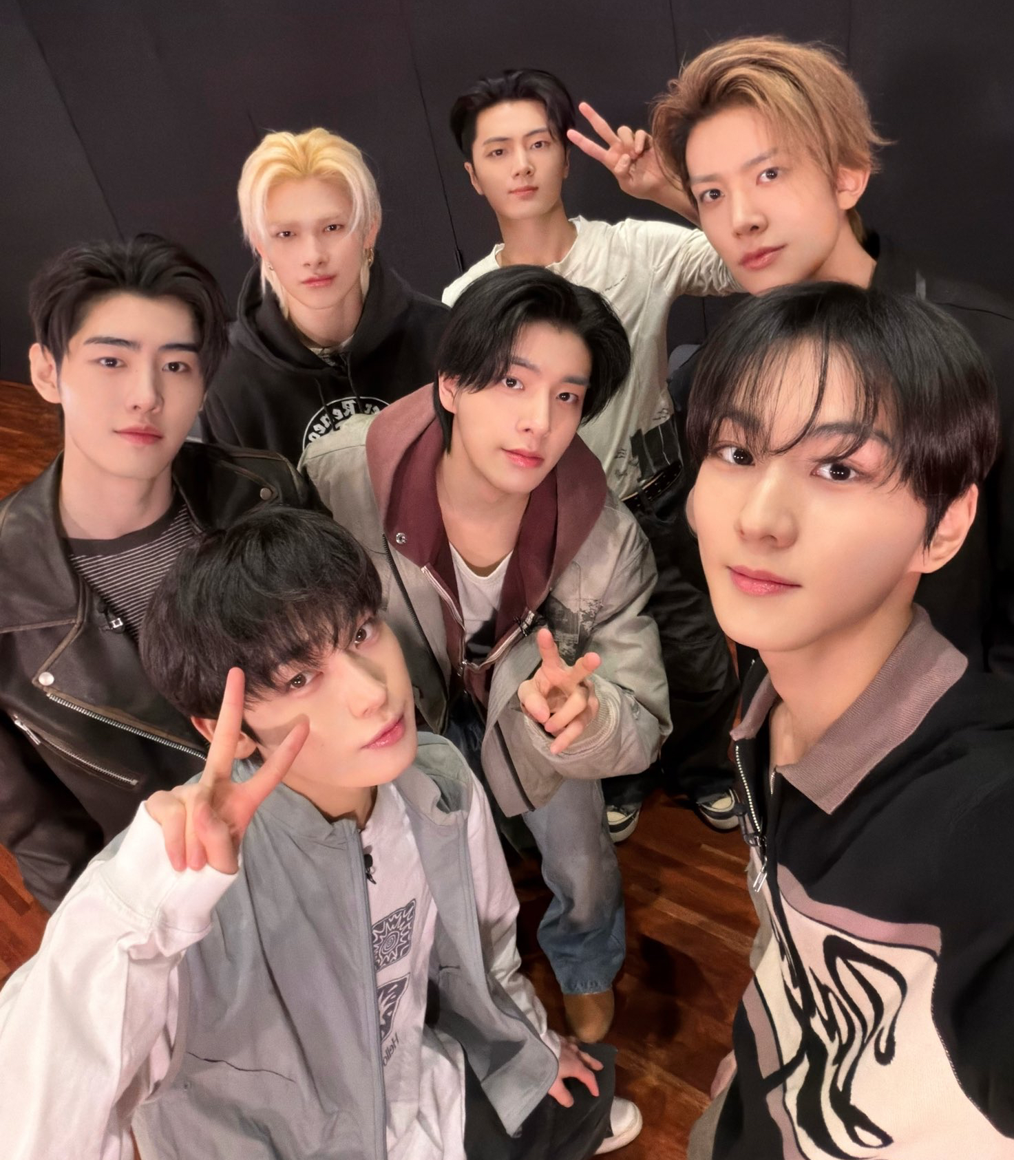 Foto aktivitas terbaru ENHYPEN