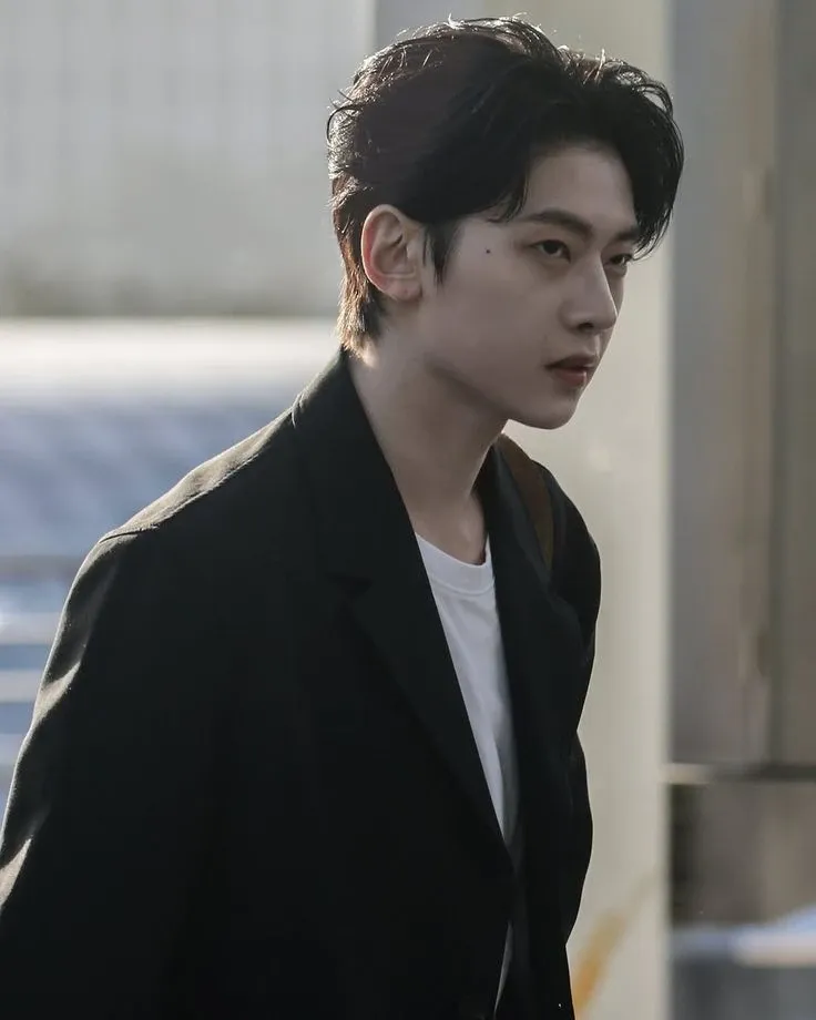 A moment captured by Seok Matthew (ZEROBASEONE)'s fan