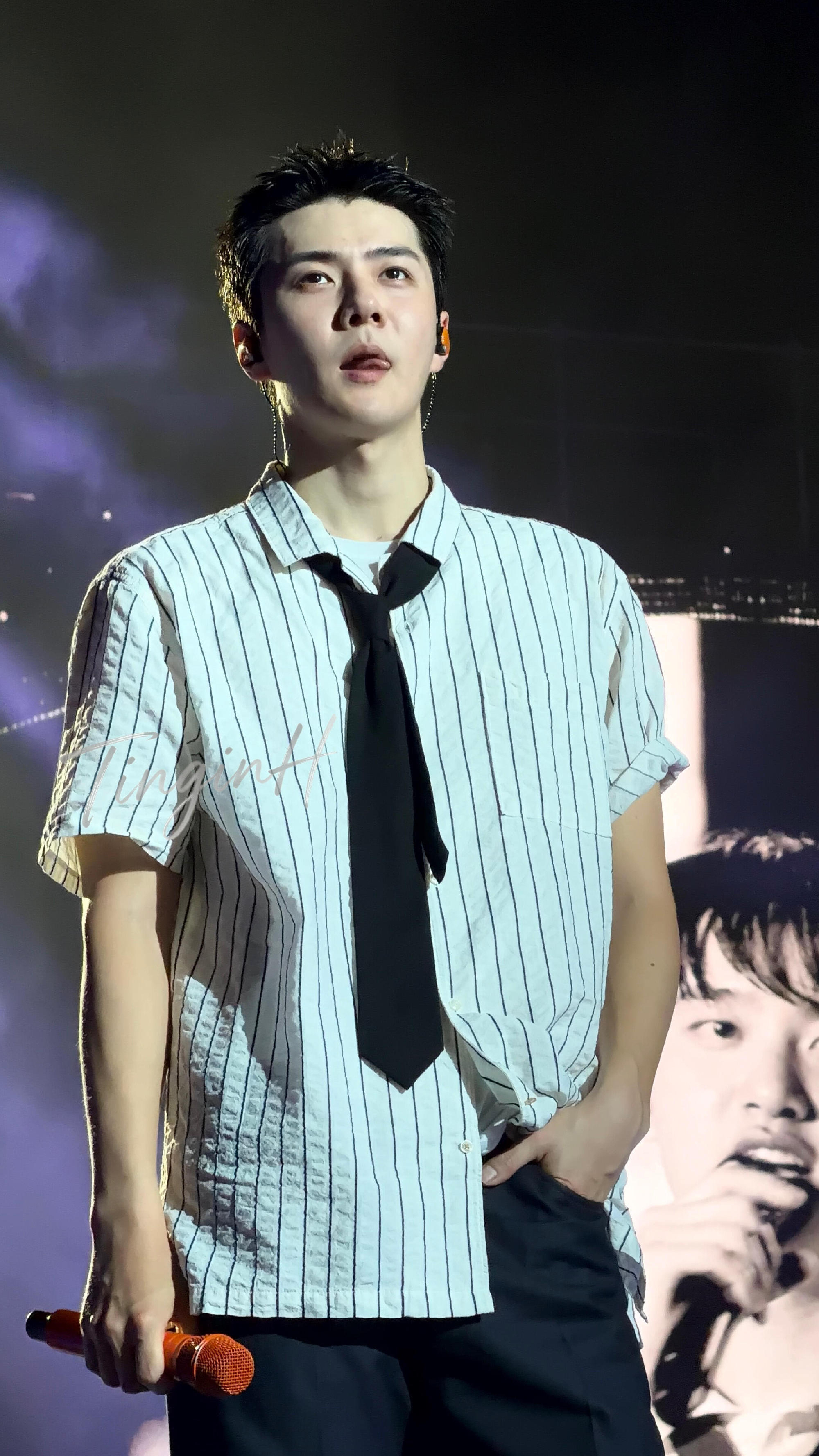 Today's most popular wallpaper in the Sehun (EXO) community
