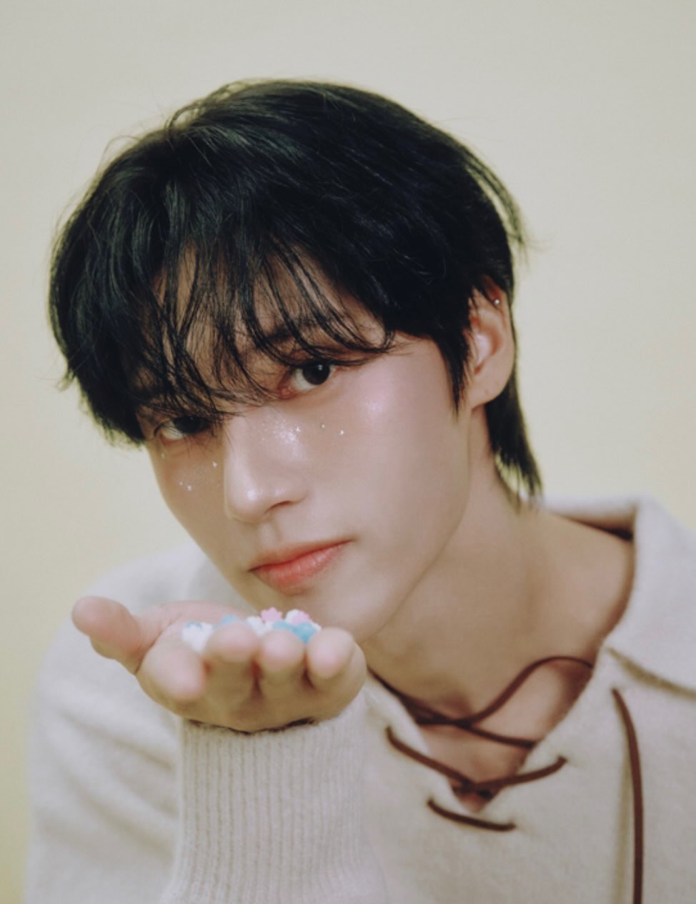 友榮 (ATEEZ)的最新照片