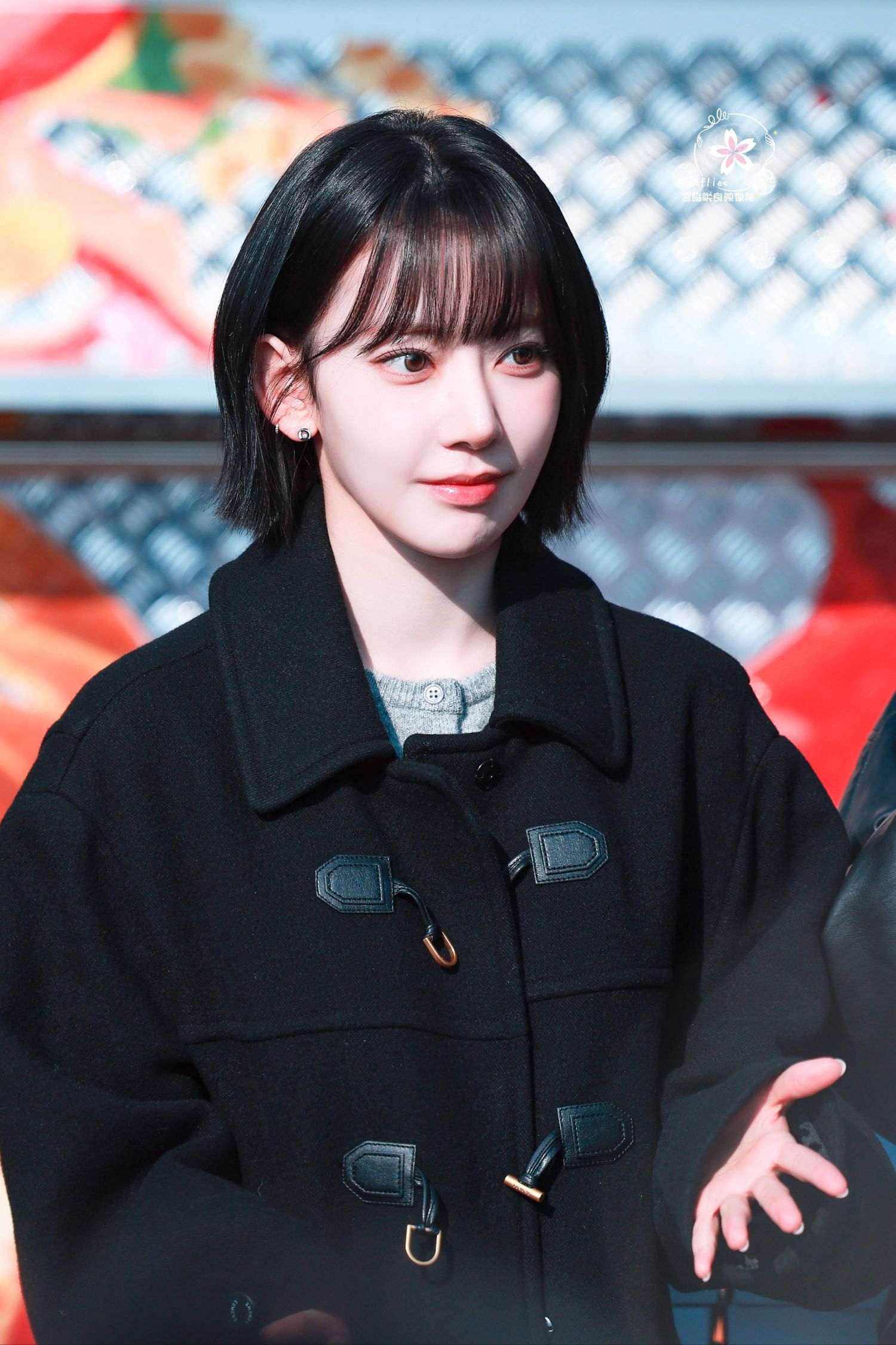 Behind-the-scenes cut of Sakura (LE SSERAFIM)