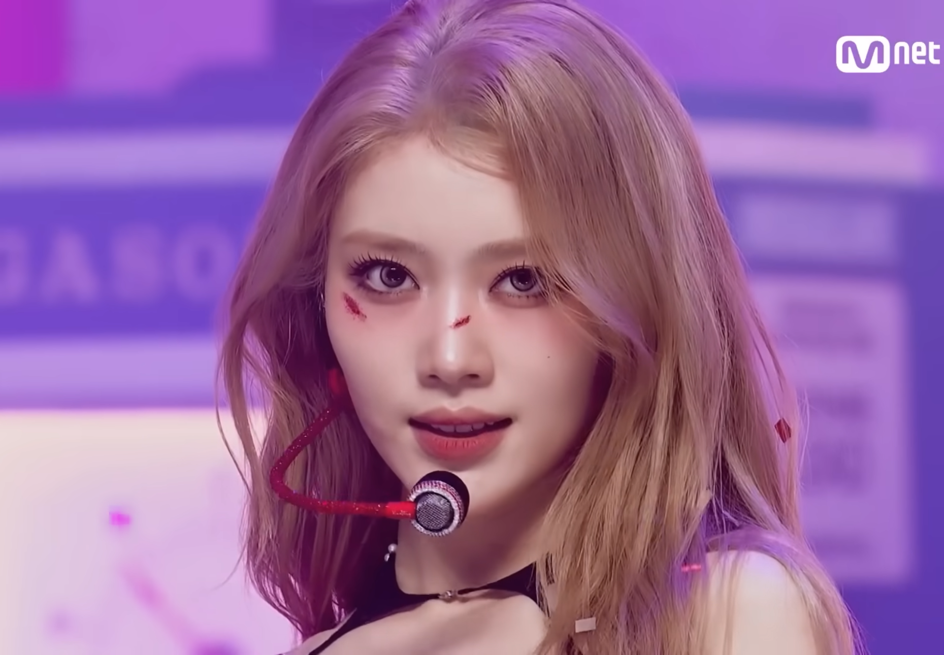 小婷 (Kep1er)粉丝拍下的瞬间