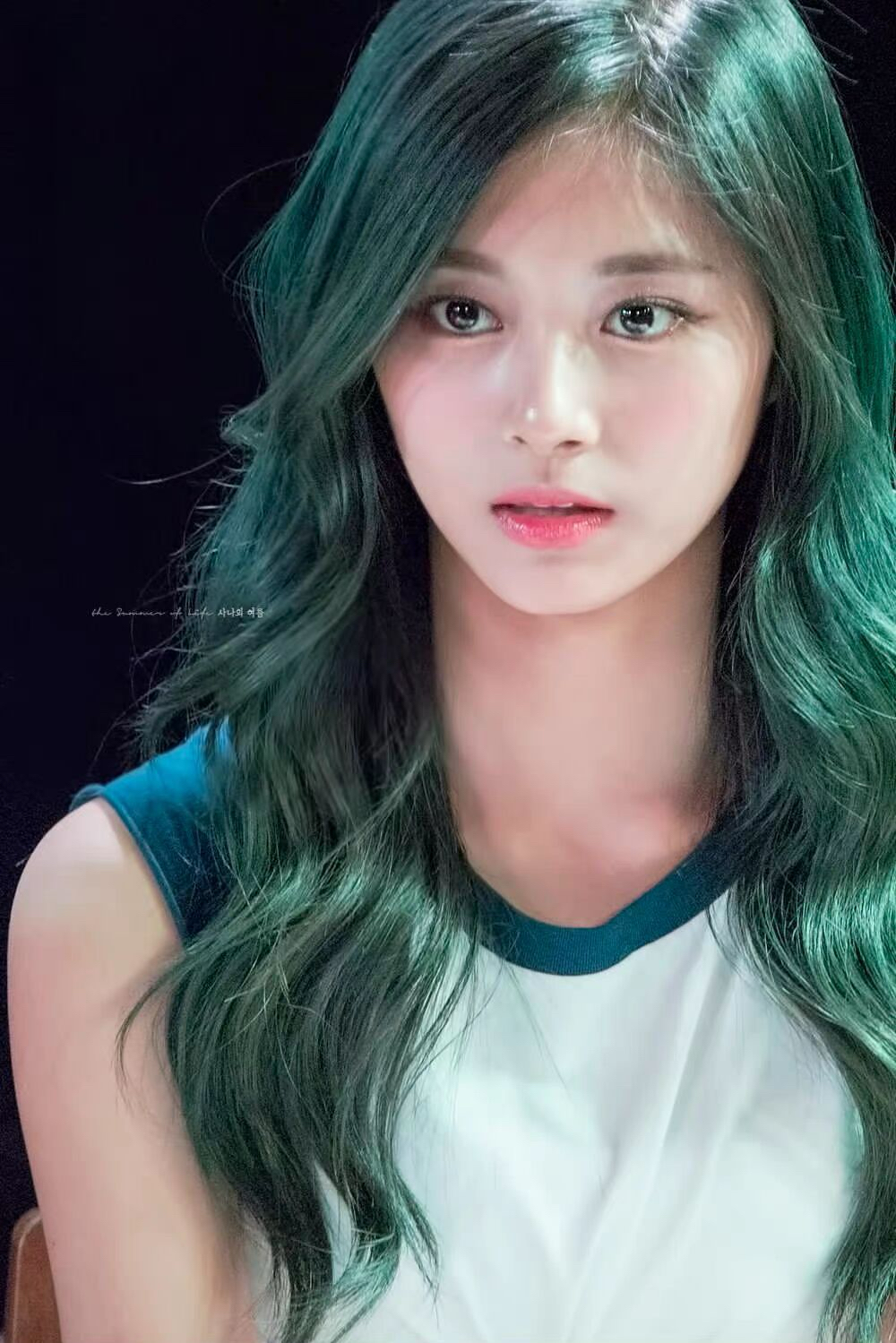 쯔위 (TWICE)의 비하인드 컷