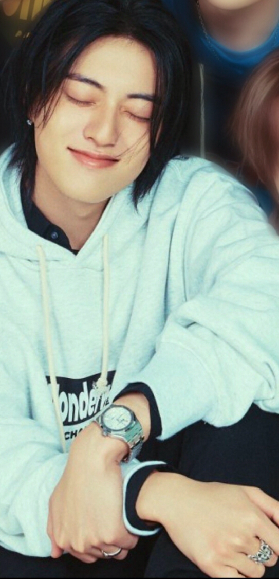 Behind-the-scenes cut of Haruto (TREASURE)