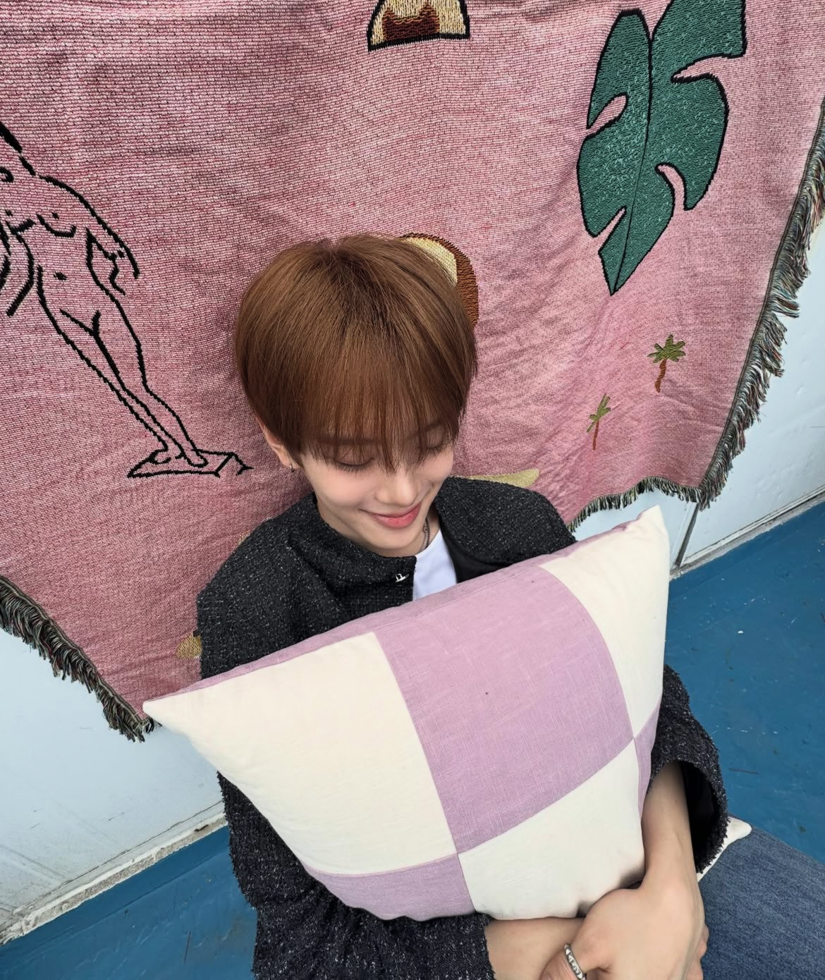 Recent activity shot of Kangmin (VERIVERY)