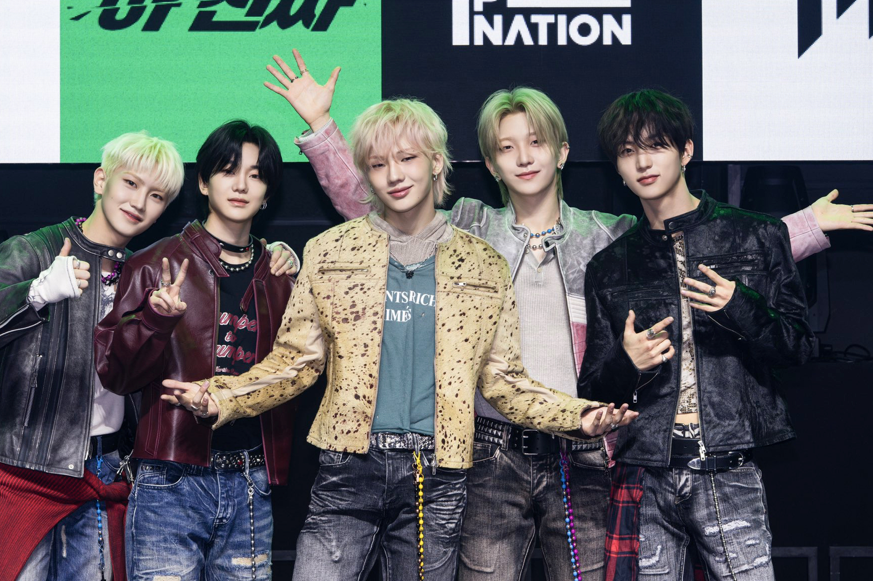 TNX 최근 활동샷