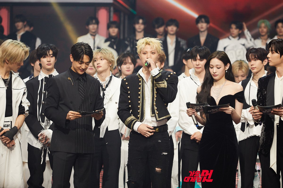 TREASURE的最新照片