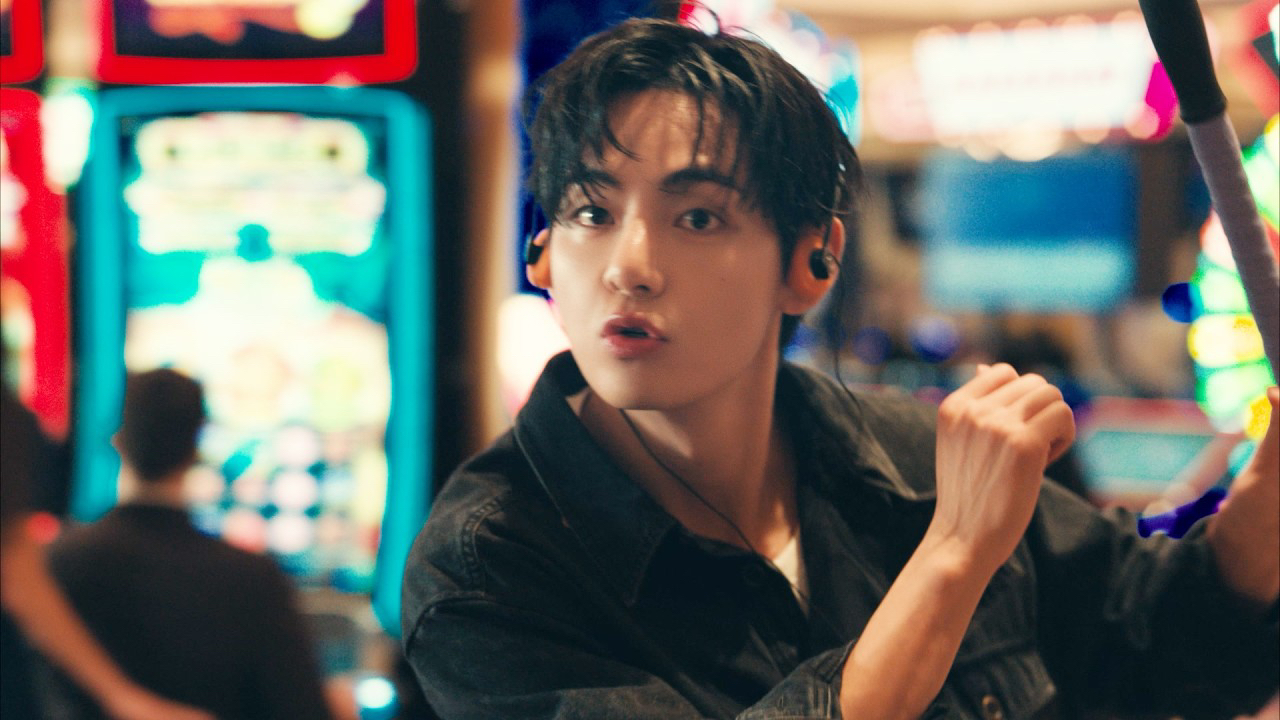 뷔 (방탄소년단) 최근 활동샷