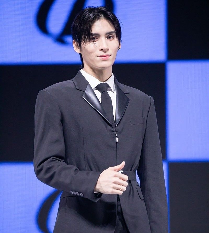 Recent activity shot of Taeyang (SF9)