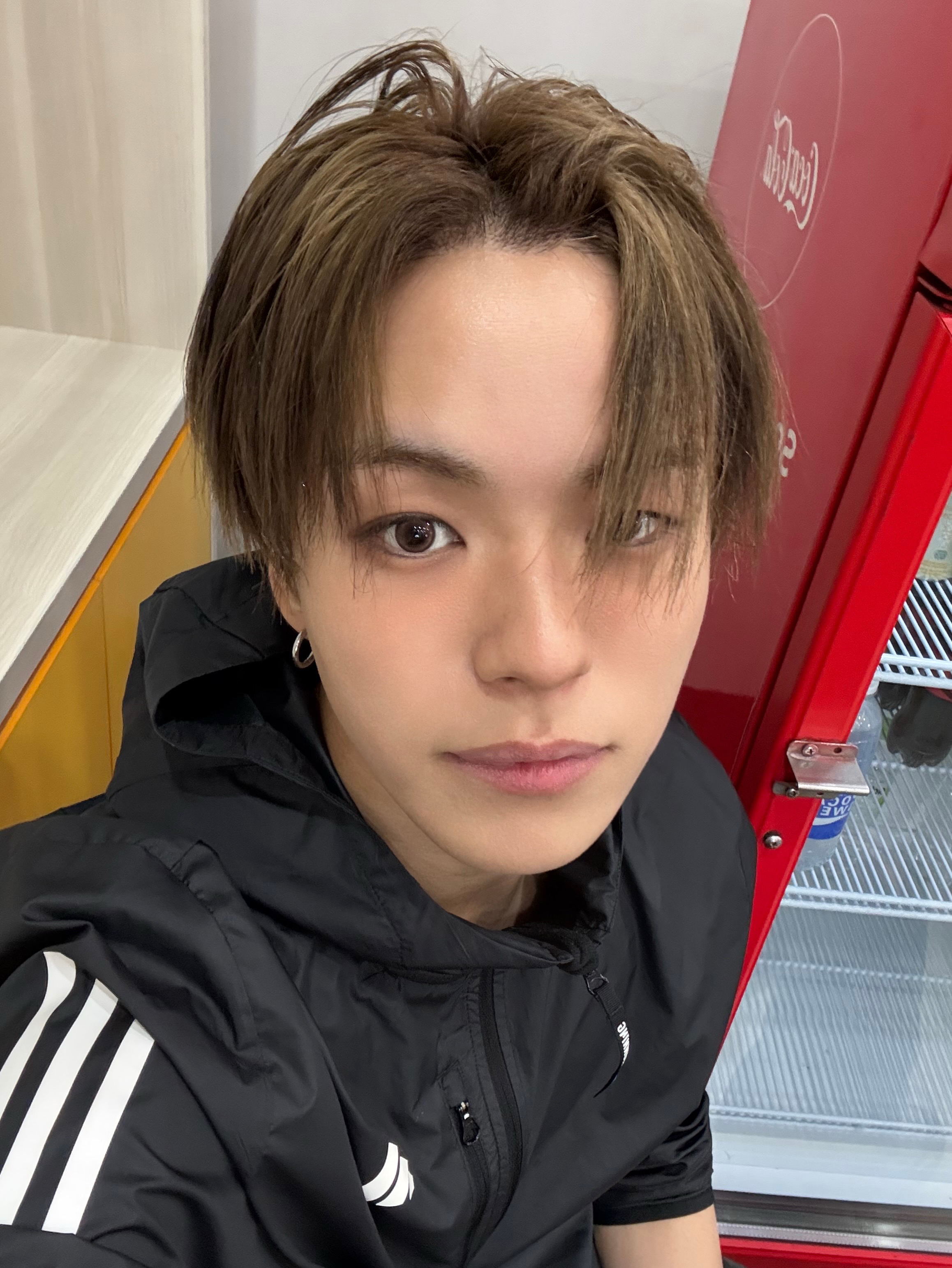 ユン・ジェヒョク (TREASURE)の最新写真