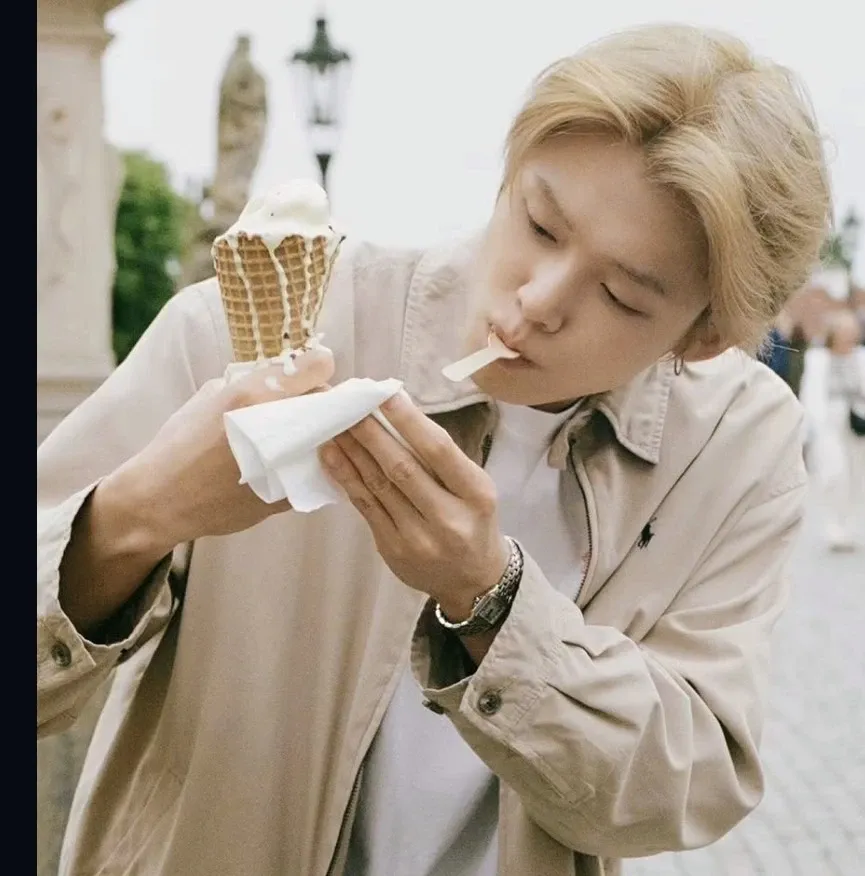 Foto aktivitas terbaru Yeonjun (TOMORROW X TOGETHER)