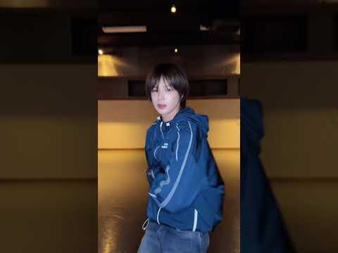 Behind-the-scenes cut of K (&TEAM)