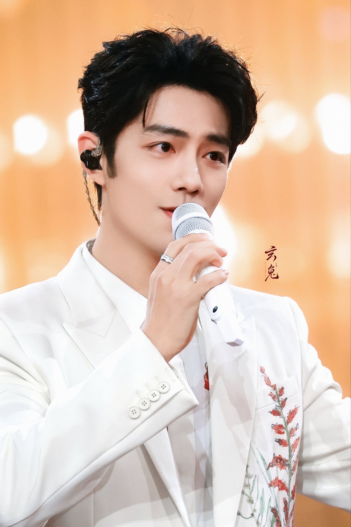 샤오잔의 최신 사진