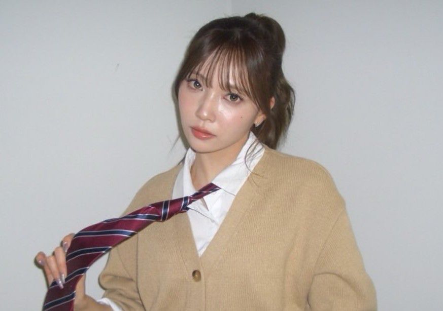 Recent activity shot of Mayuka (NiziU)