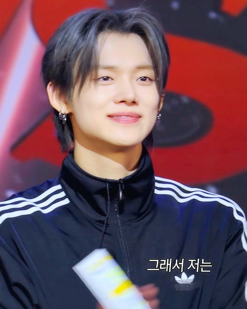 연준 (투모로우바이투게더) 최근 활동샷