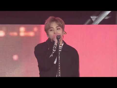 세훈 (EXO)의 최신 사진