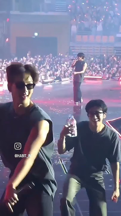 Momen yang diabadikan oleh penggemar Shownu (MONSTA X)