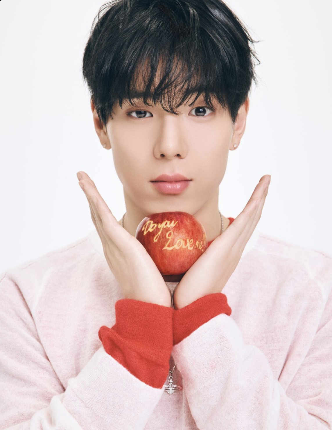 Popular K-POP post loved by fans