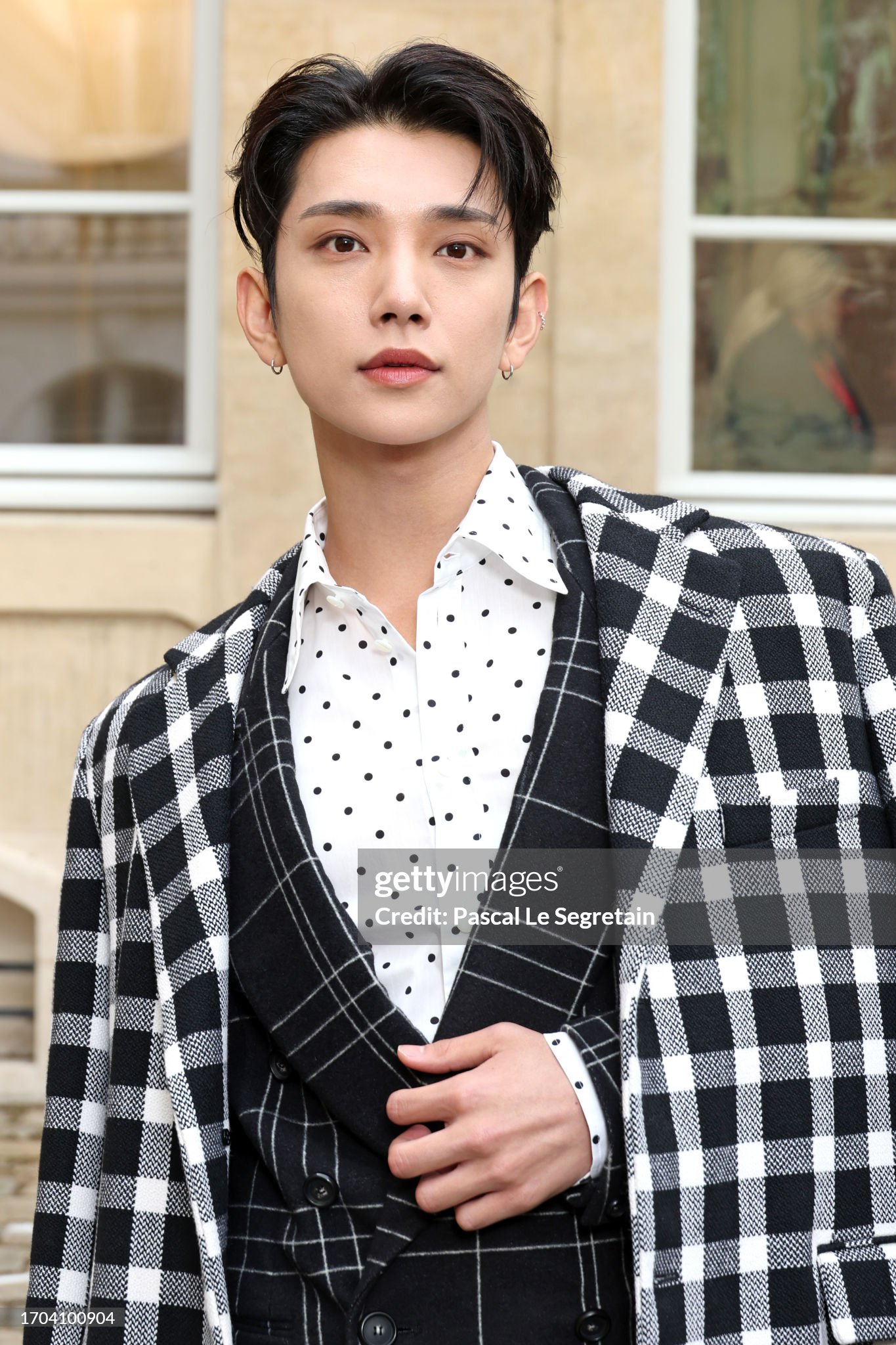 Foto aktivitas terbaru Joshua (SEVENTEEN)