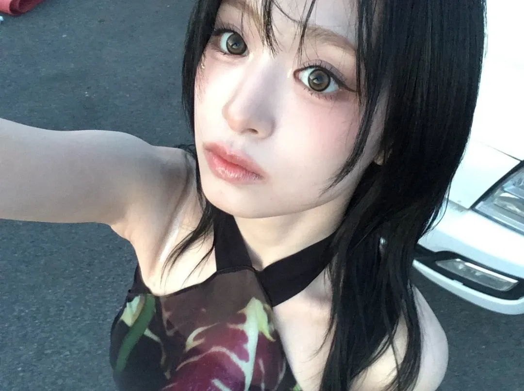 Latest photo of Ahyeon (BABYMONSTER)