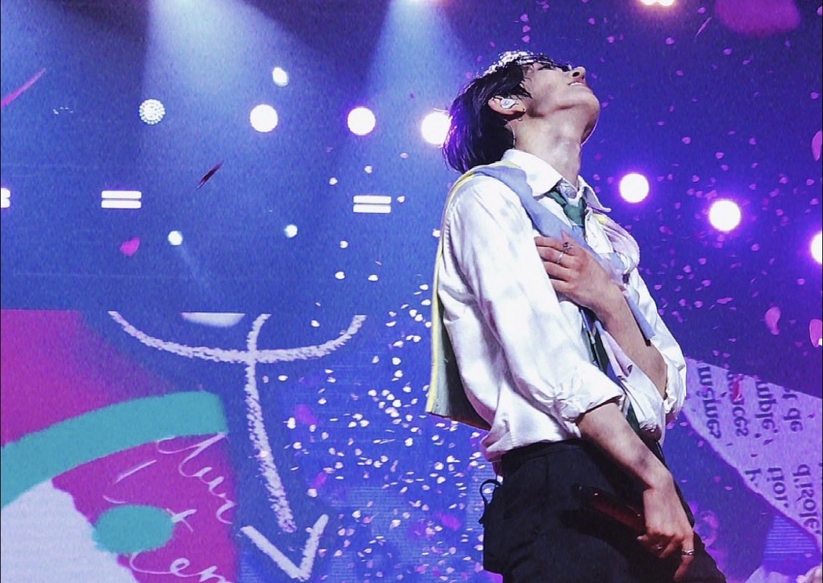 희승의 비하인드 컷