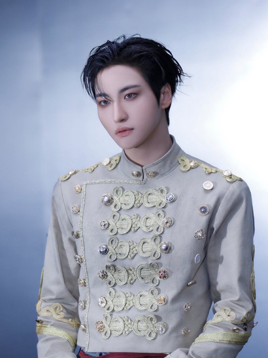 Behind-the-scenes cut of Seonghwa (ATEEZ)