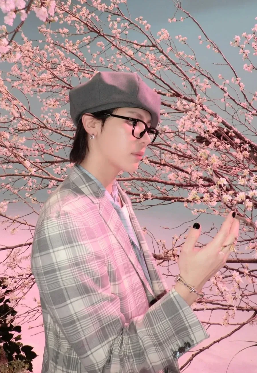 니콜라스 (앤팀) 최근 활동샷