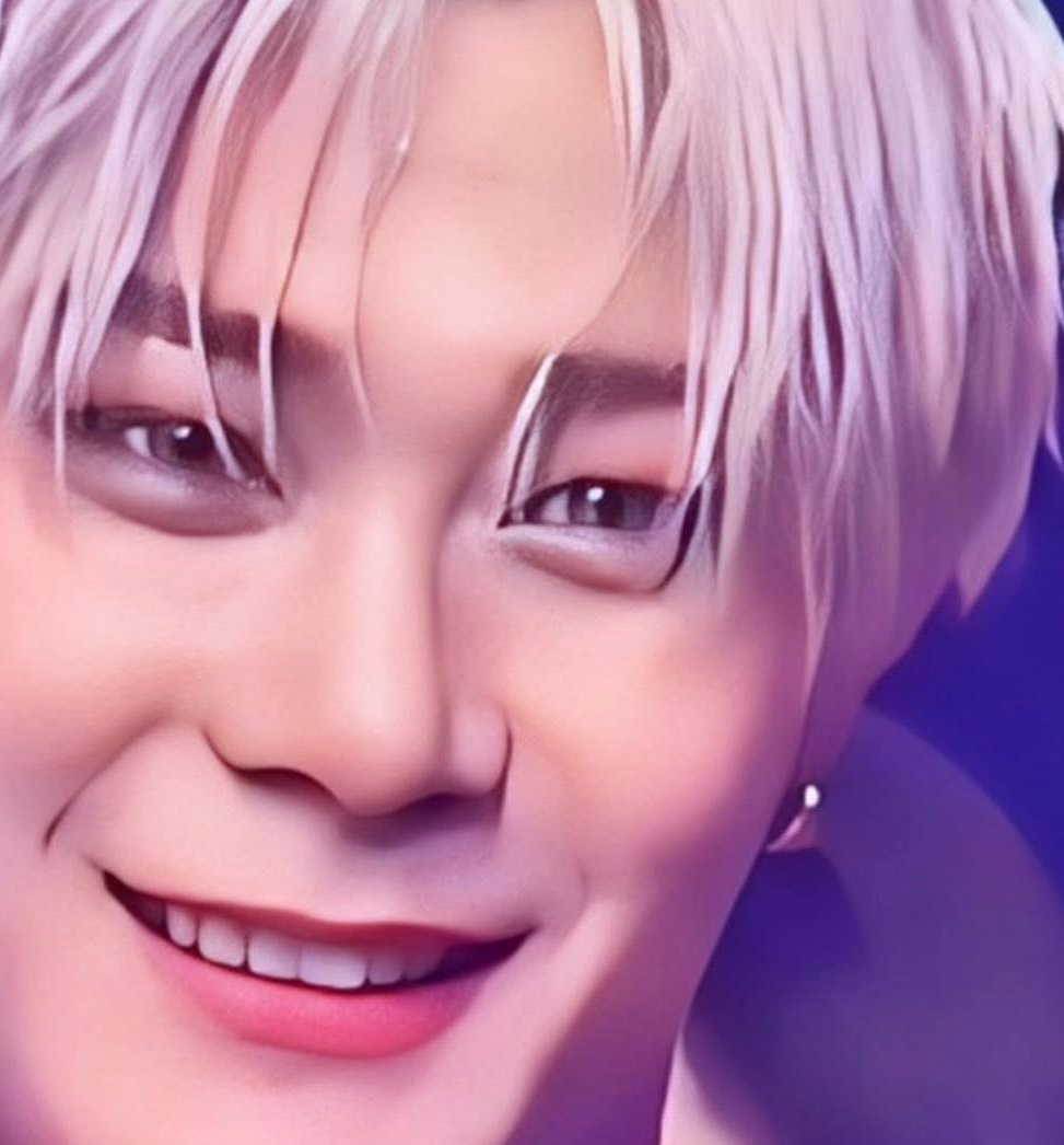 Behind-the-scenes cut of Moonbin (ASTRO)