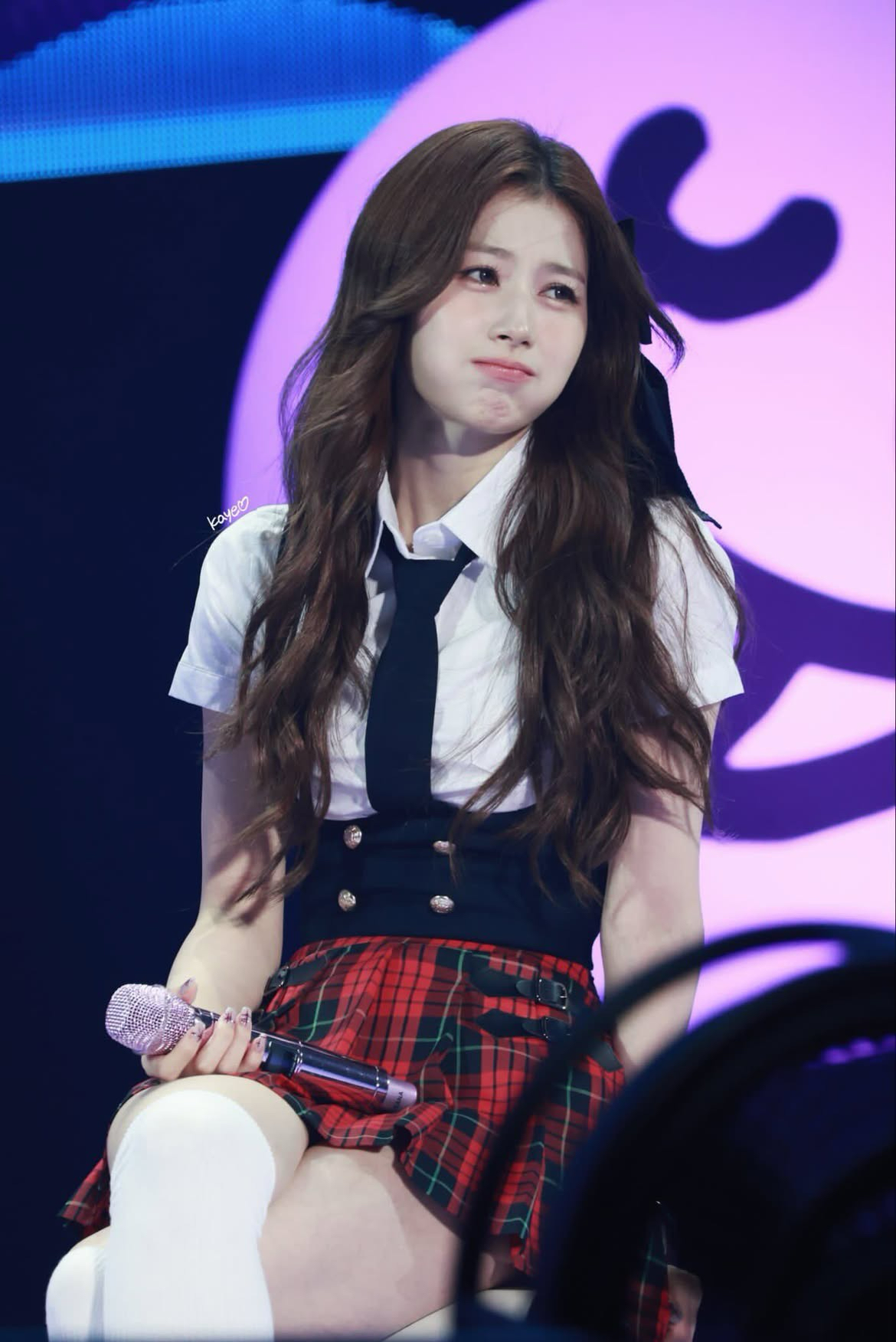 Latest photo of Sana (TWICE)