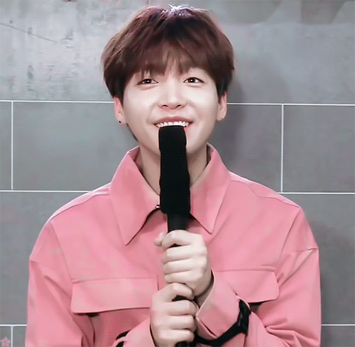 Recent activity shot of Jeong Sewoon