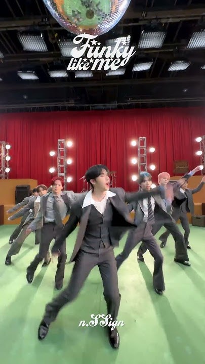 Behind-the-scenes cut of Hanjun (n.SSign)