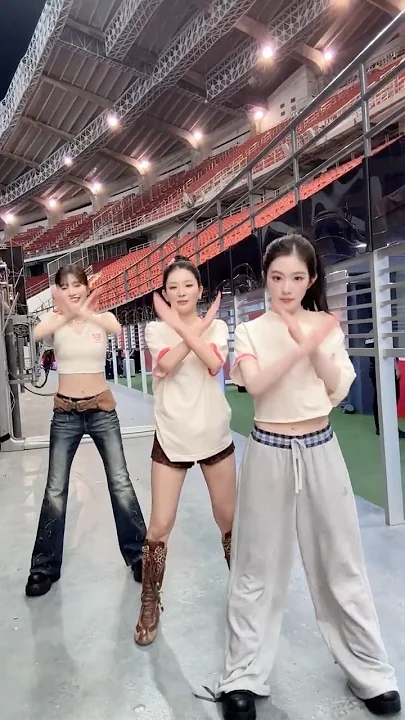 Latest photo of Seulgi (Red Velvet)