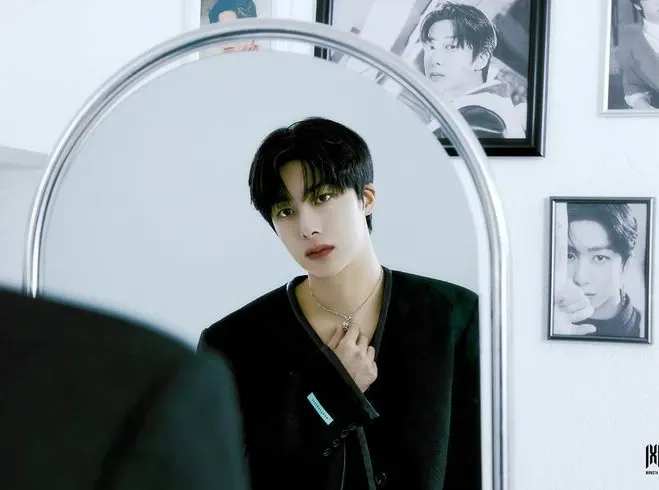 형원 (몬스타엑스) 최근 활동샷